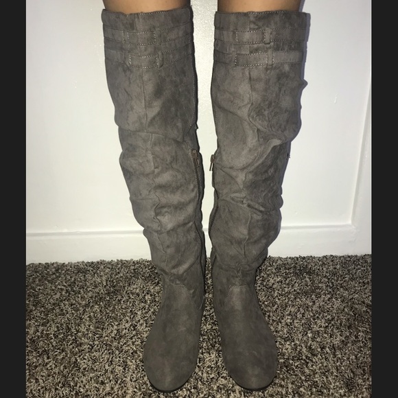 Knee high boots✨ - Picture 2 of 2